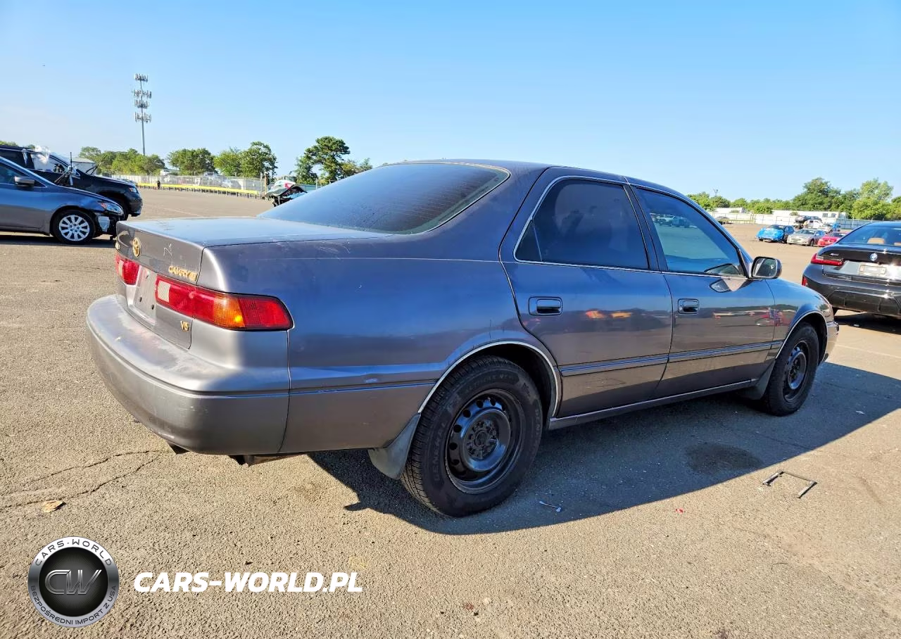 1998 Toyota Camry Le V6 VIN:4T1BF22K2WU073451 - 3