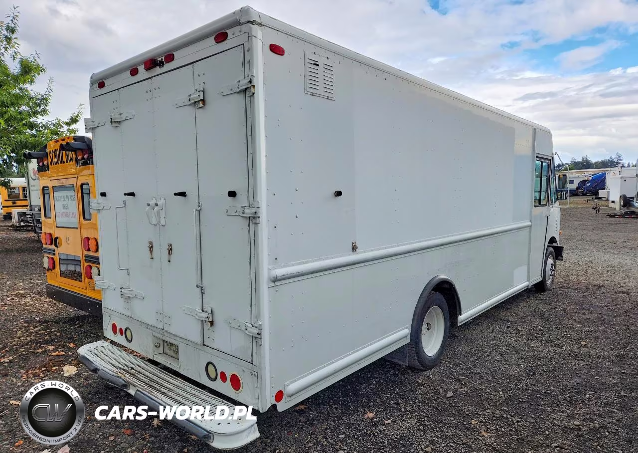2007 Freightliner Chassis M Line Walk-In Van VIN:4UZAANBW17CX54089 - 3