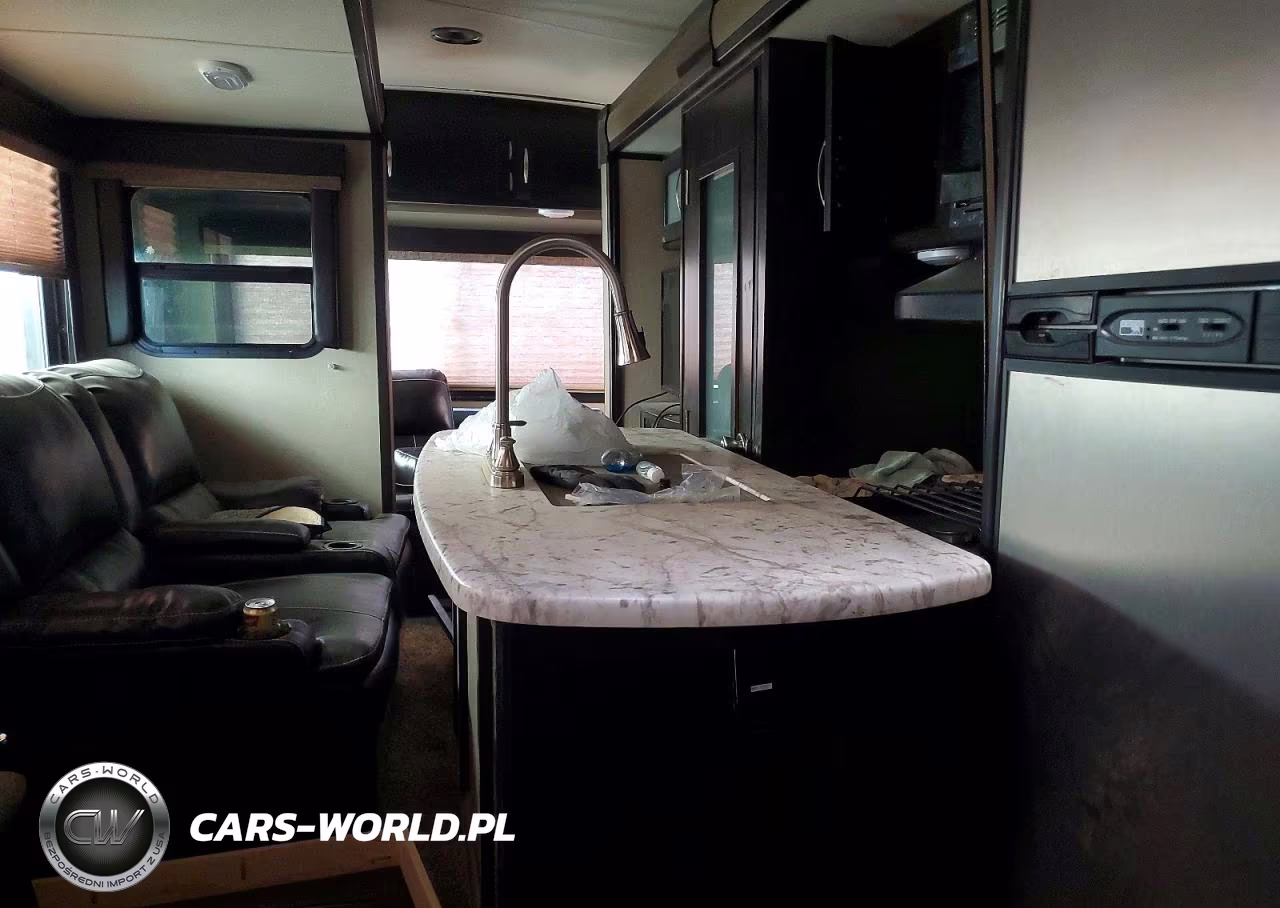 2017 Grand Design Imagine Camper VIN:573TE332XH3403807 - 6