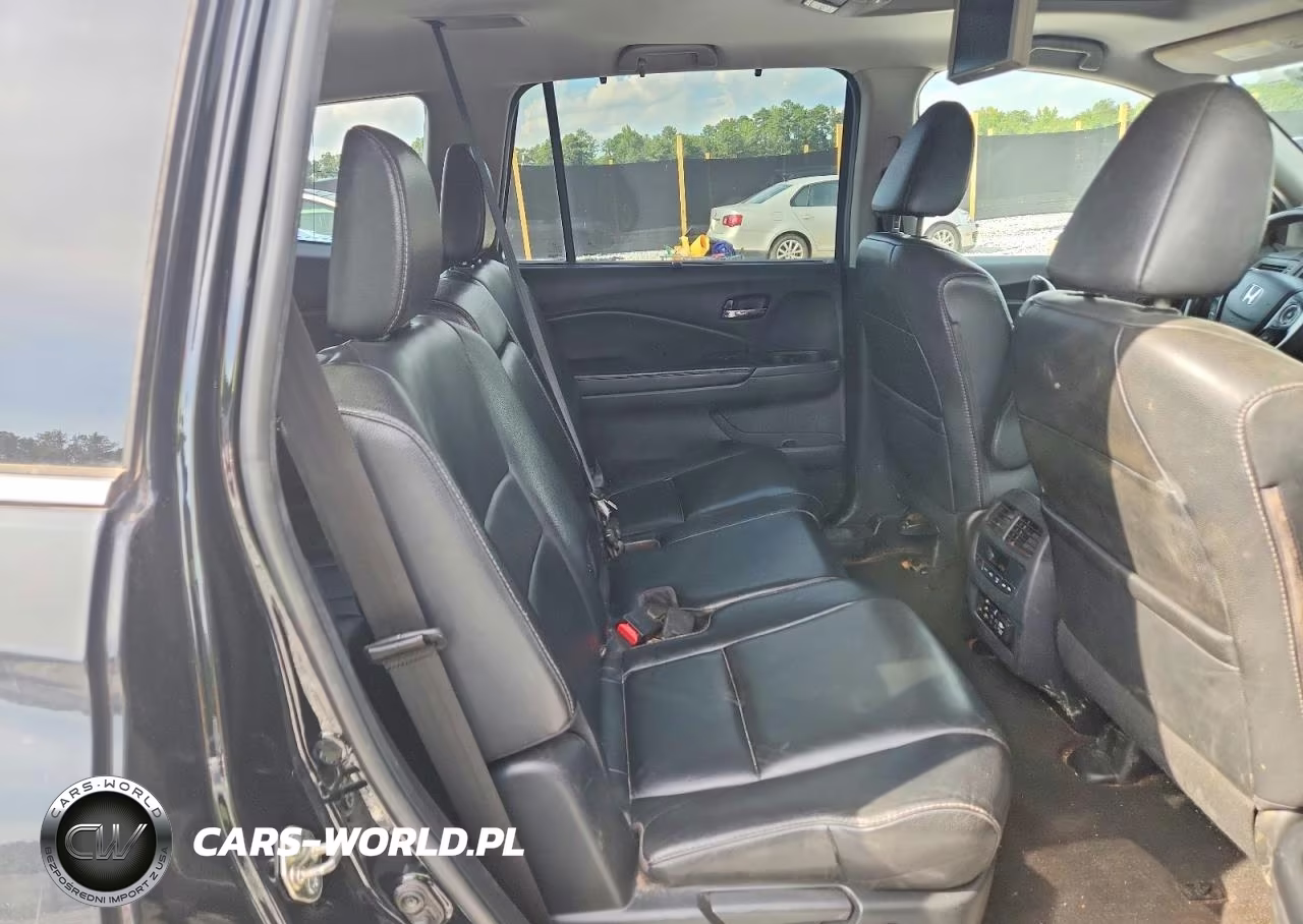 2016 Honda Pilot Touring VIN:5FNYF5H99GB024164 - 11