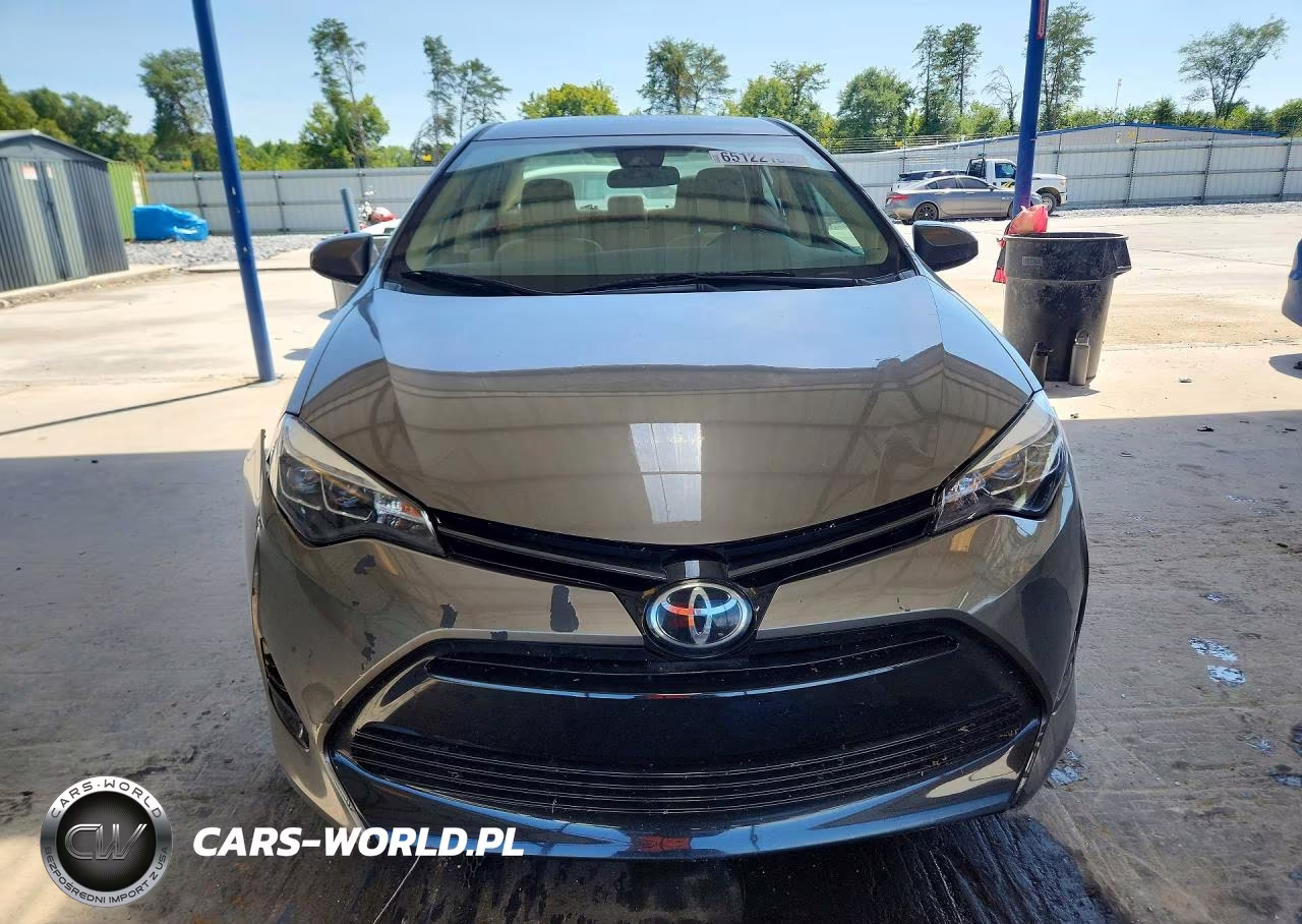 2017 Toyota Corolla Le VIN:5YFBURHE3HP728852 - 5