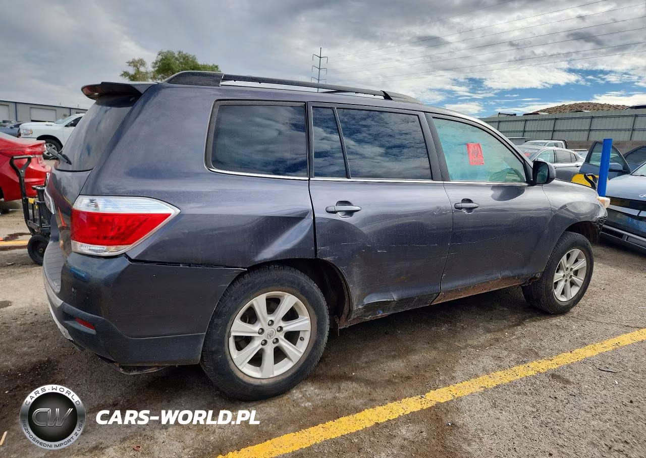 2012 Toyota Highlander Base VIN:5TDZK3EH7CS070114 - 3