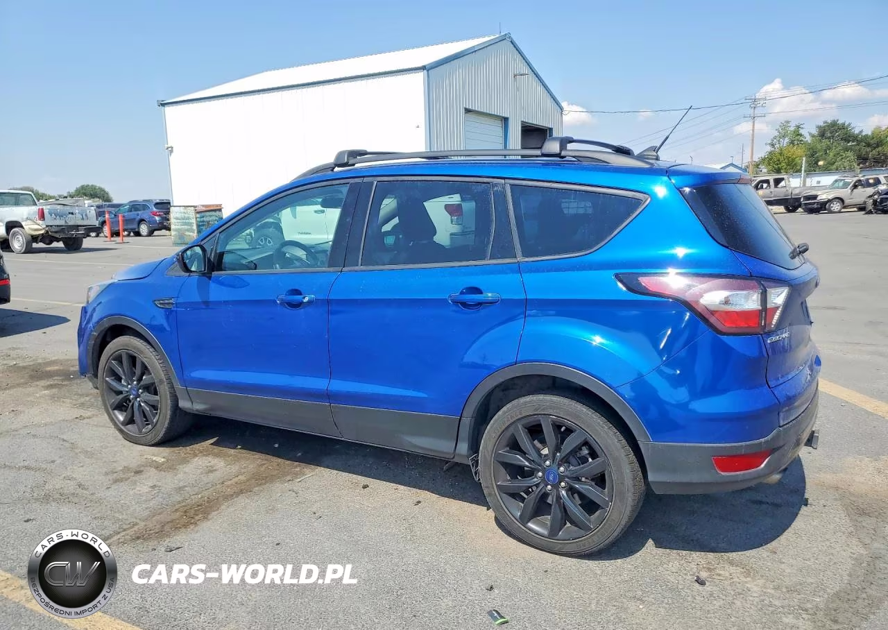 2018 Ford Escape Se VIN:1FMCU9GD7JUC94937 - 2