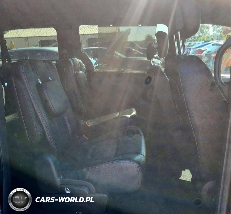 2019 Dodge Grand Caravan Gt VIN:2C4RDGEG9KR740049 - 11