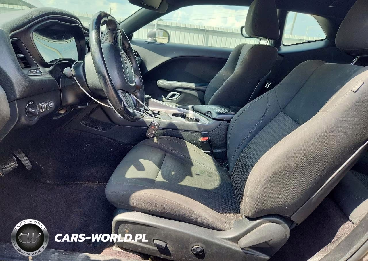 2019 Dodge Challenger Sxt VIN:2C3CDZAG5KH500451 - 7