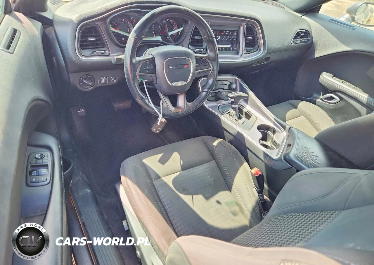 2019 Dodge Challenger Sxt VIN:2C3CDZAG5KH500451 - 8