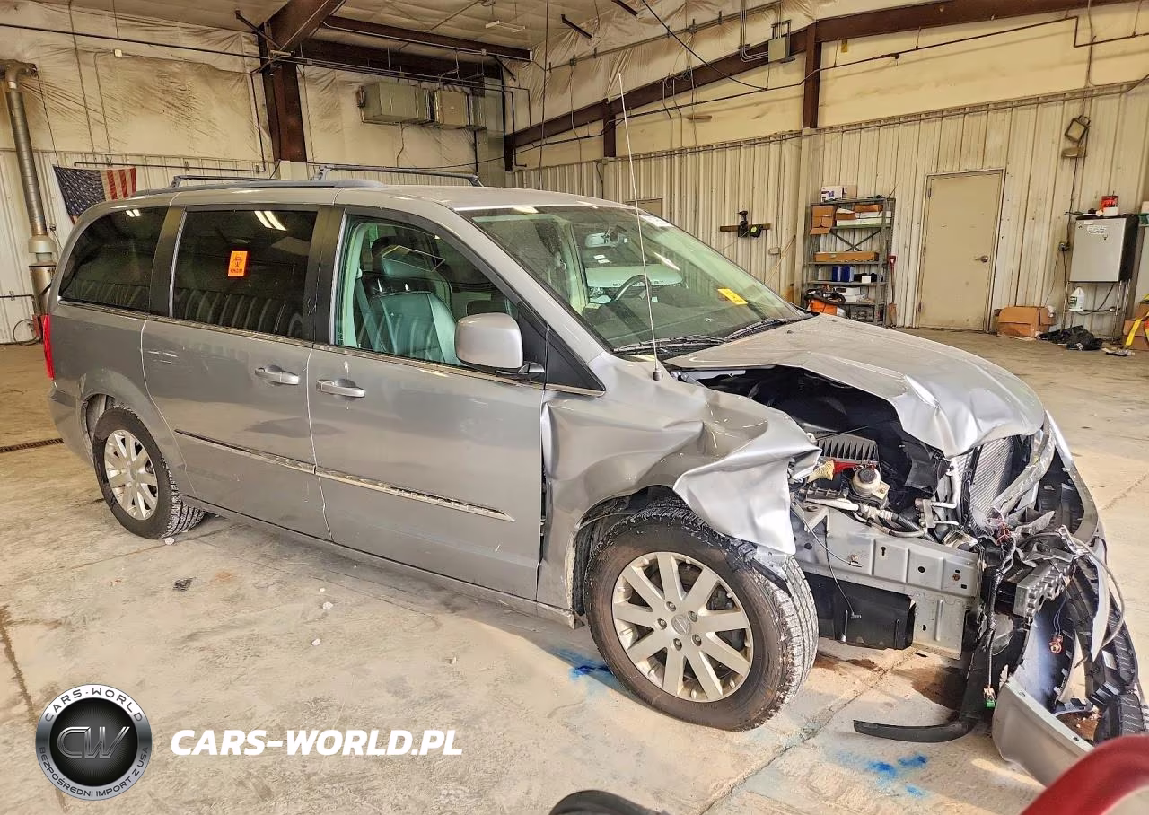 2016 Chrysler Town & Country Touring VIN:2C4RC1BG2GR187191 - 4