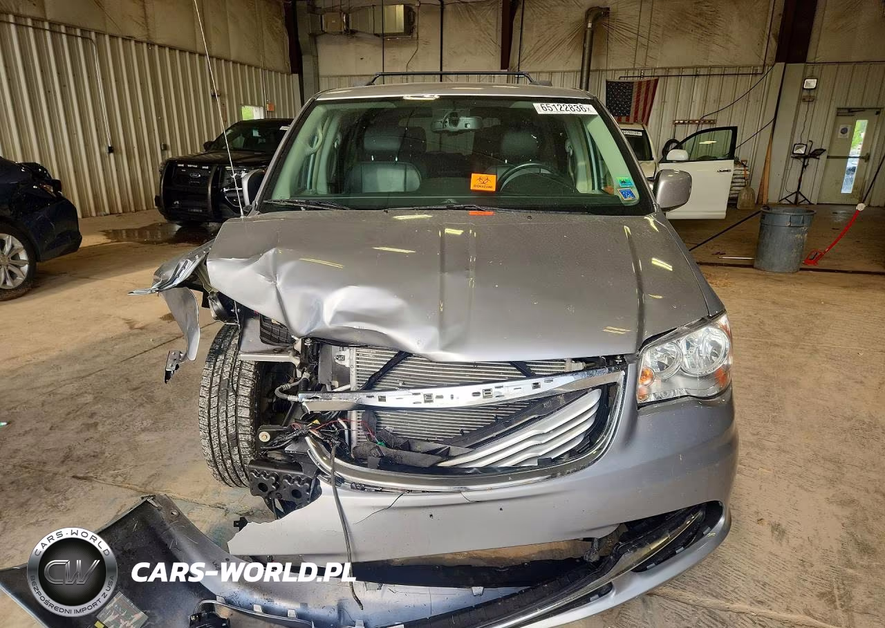 2016 Chrysler Town & Country Touring VIN:2C4RC1BG2GR187191 - 5