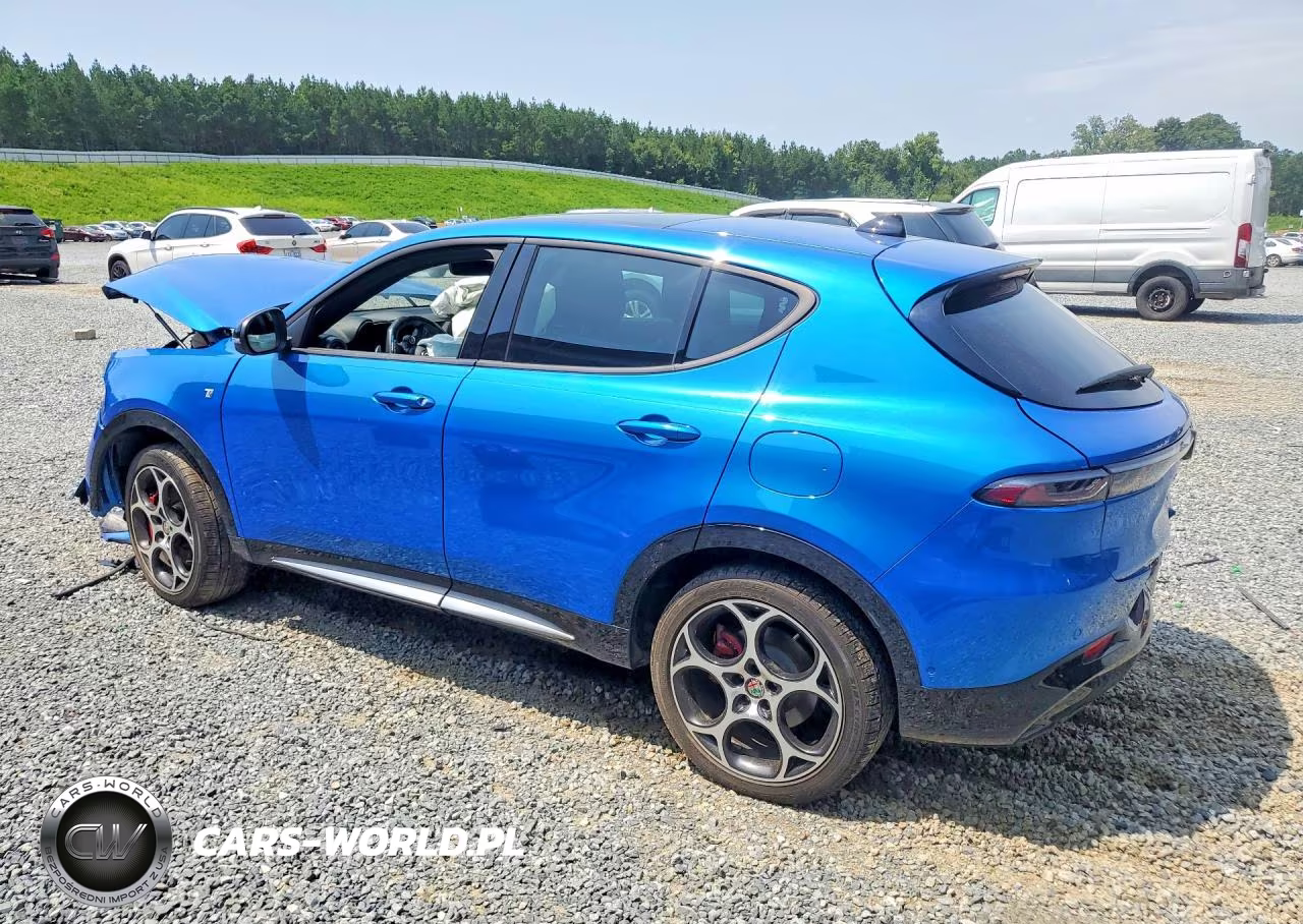 2024 Alfa Romeo Tonale Ti VIN:ZASPATCW8R3053624 - 2