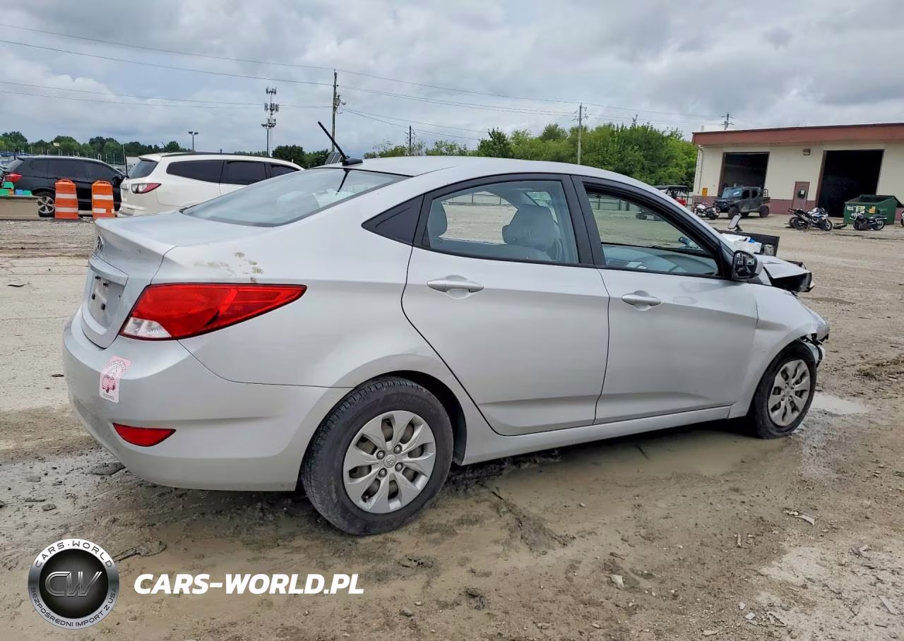 2015 Hyundai Accent Gls VIN:KMHCT4AE8FU873059 - 3
