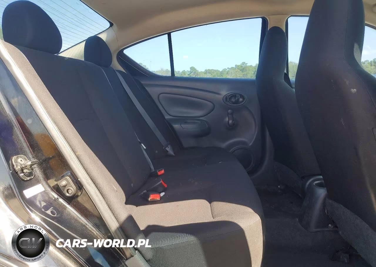 2013 Nissan Versa 1.6 S VIN:3N1CN7APXDL858476 - 10