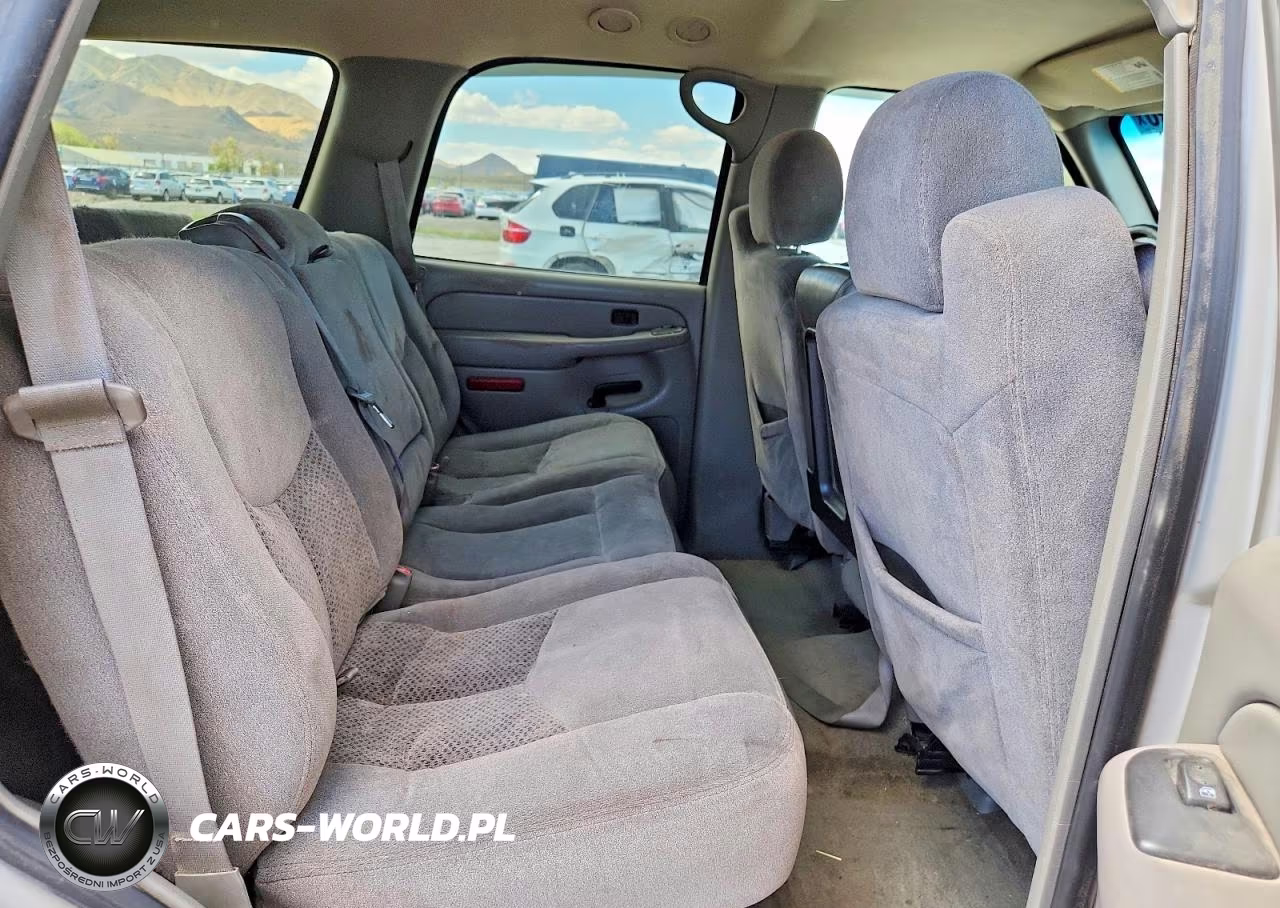 2005 Chevrolet Tahoe K1500 VIN:1GNEK13Z25R273760 - 10