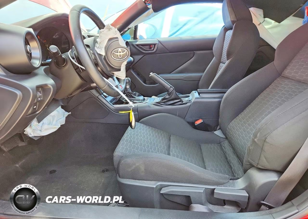 2023 Toyota Gr86 Base VIN:JF1ZNBC16P8760203 - 7
