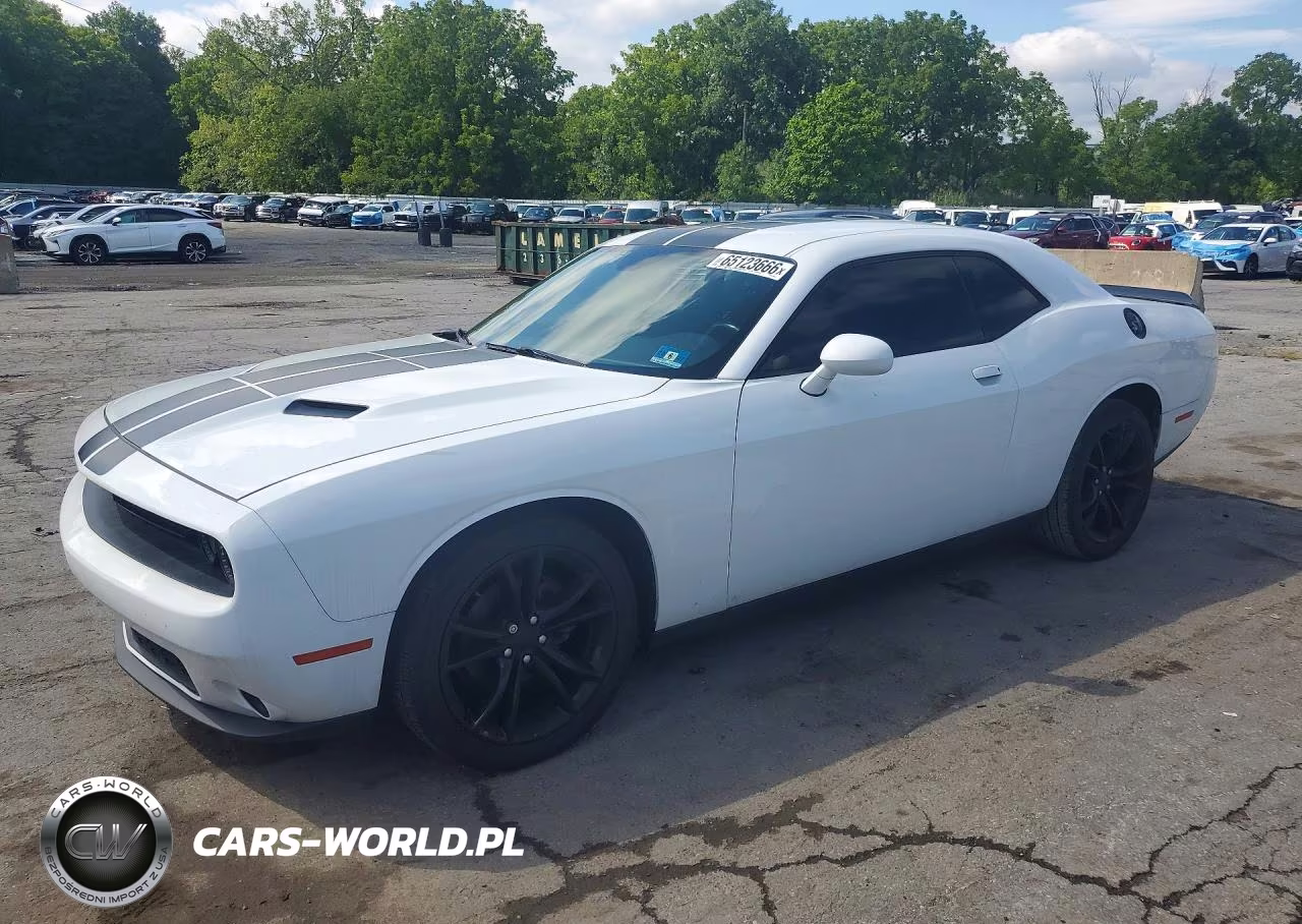 2016 Dodge Challenger Sxt