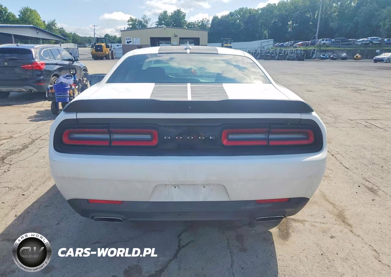 2016 Dodge Challenger Sxt VIN:2C3CDZAG5GH184959 - 6