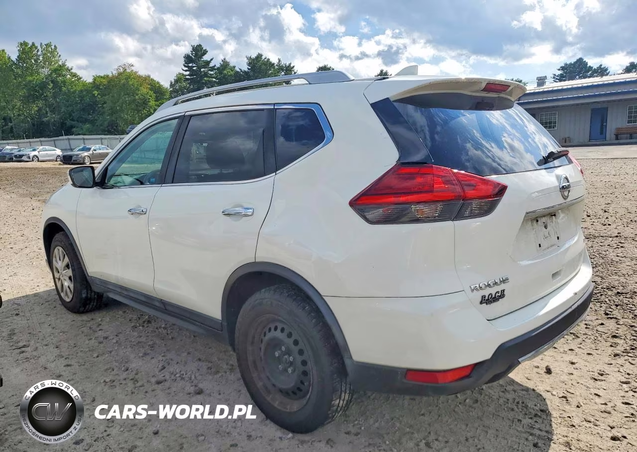 2017 Nissan Rogue S VIN:5N1AT2MV3HC818972 - 2