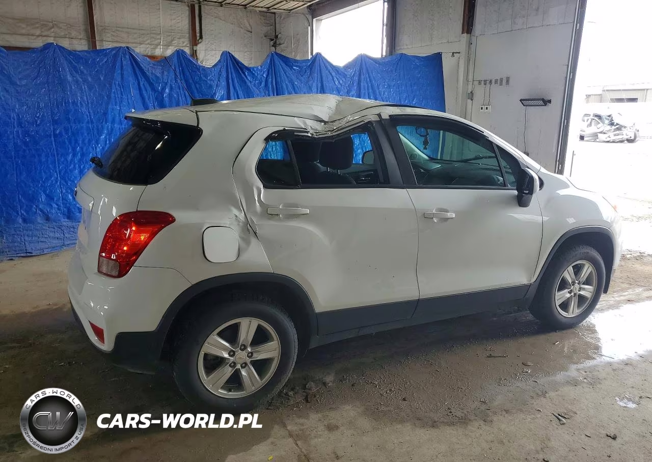 2018 Chevrolet Trax Ls VIN:KL7CJNSB1JB623510 - 3