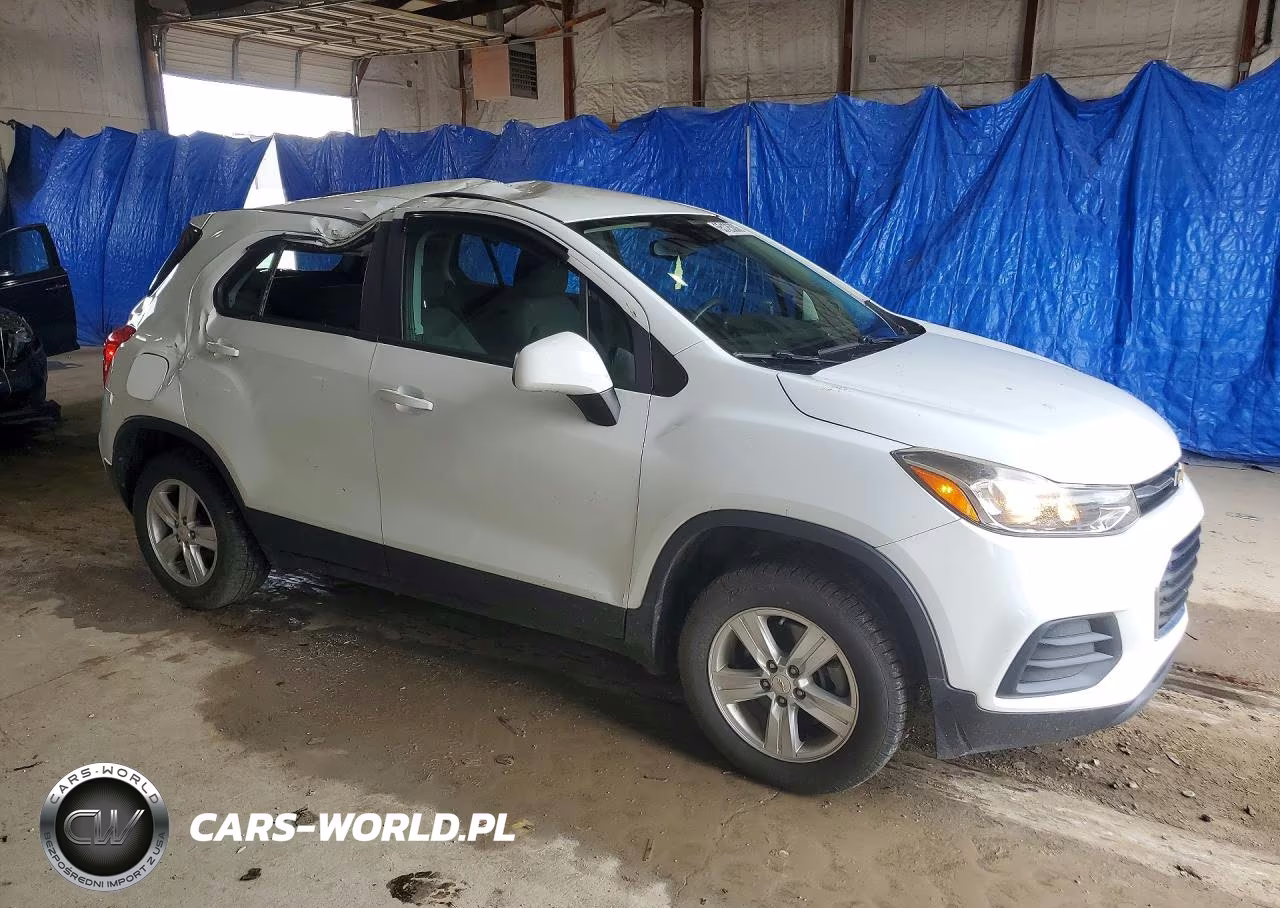 2018 Chevrolet Trax Ls VIN:KL7CJNSB1JB623510 - 4