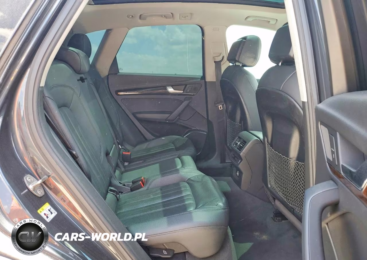2020 Audi Q5 Premium VIN:WA1ANAFY2L2019385 - 11
