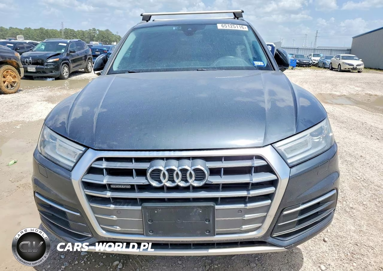 2020 Audi Q5 Premium VIN:WA1ANAFY2L2019385 - 5