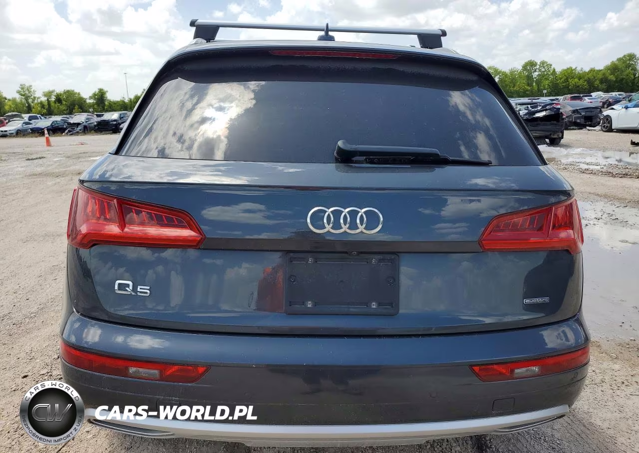 2020 Audi Q5 Premium VIN:WA1ANAFY2L2019385 - 6