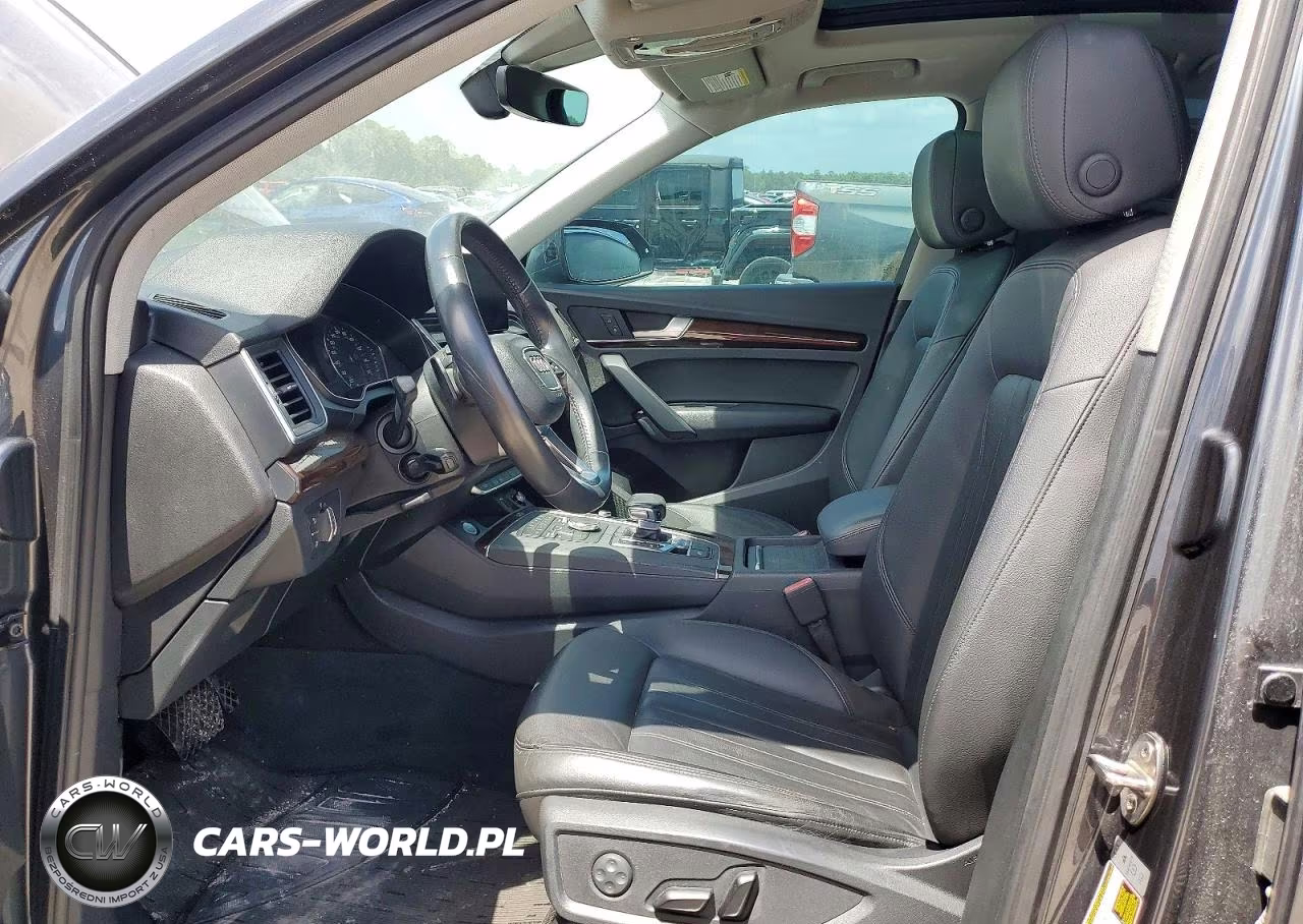 2020 Audi Q5 Premium VIN:WA1ANAFY2L2019385 - 7