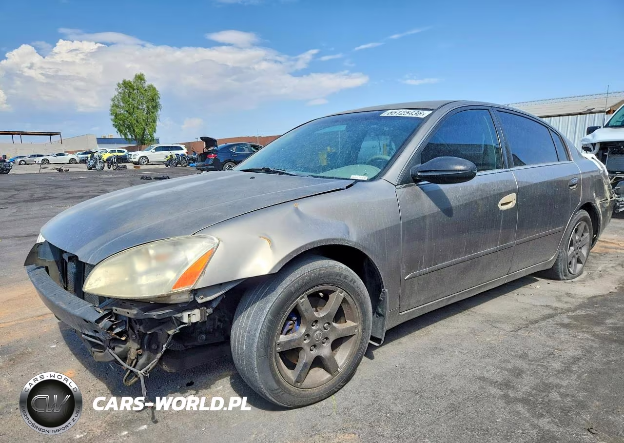 2002 Nissan Altima Base