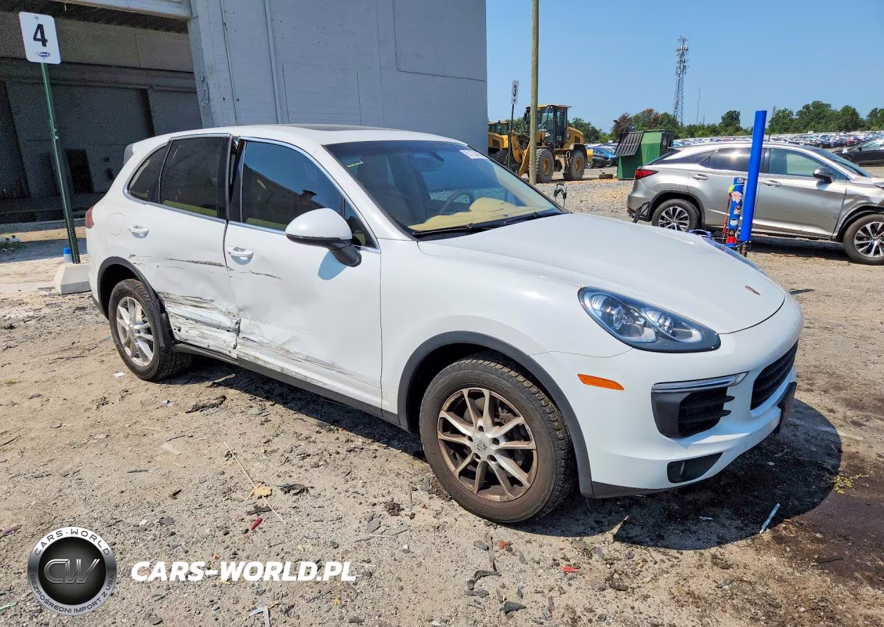 2016 Porsche Cayenne VIN:WP1AA2A20GKA13924 - 4