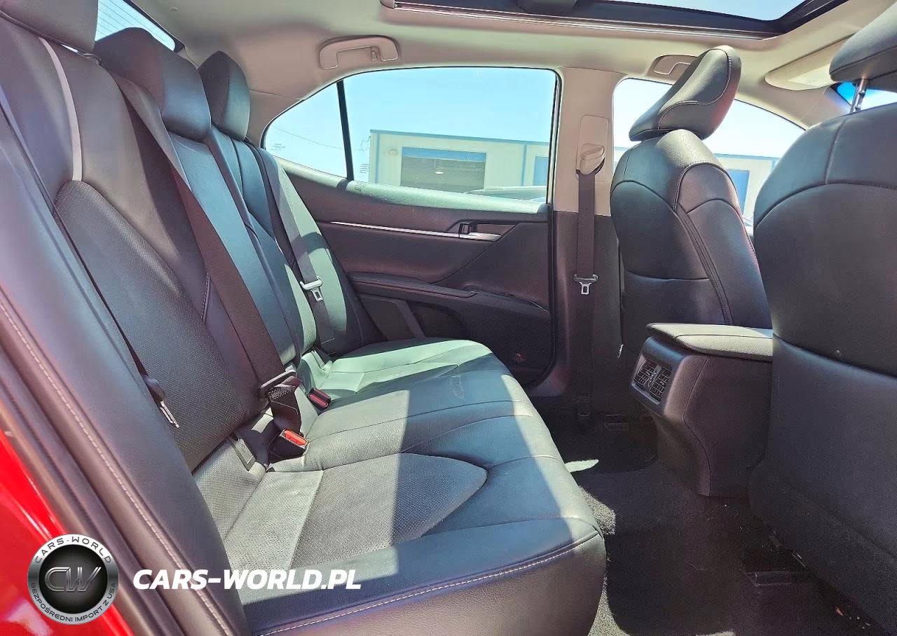 2019 Toyota Camry Xse VIN:4T1B61HK3KU171318 - 10