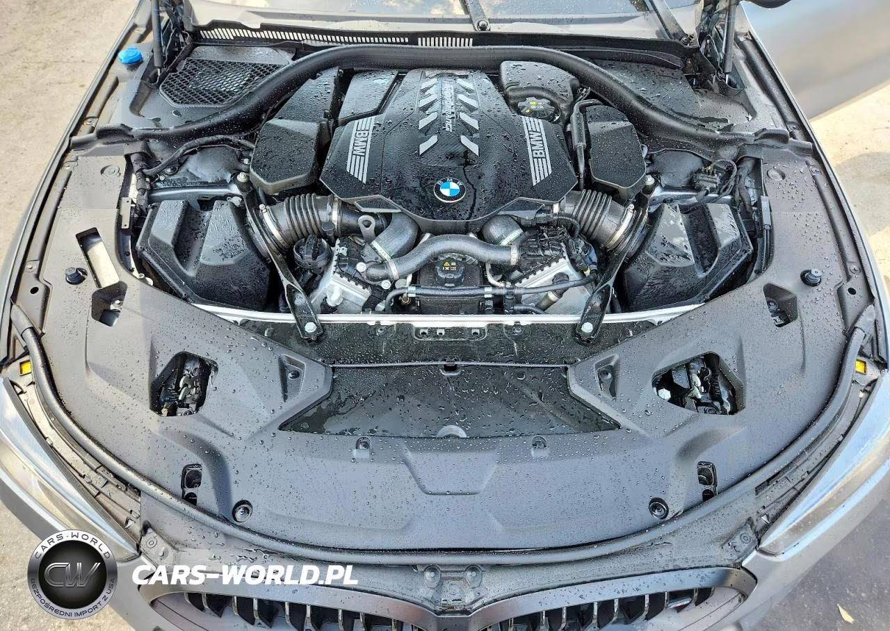 2024 BMW M850Xi VIN:WBABC4C05RCN42724 - 11