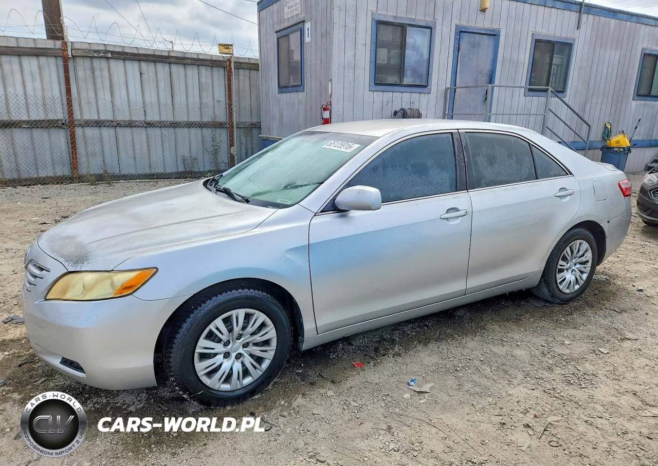 2007 Toyota Camry Le – zdjęcie 1 z 12