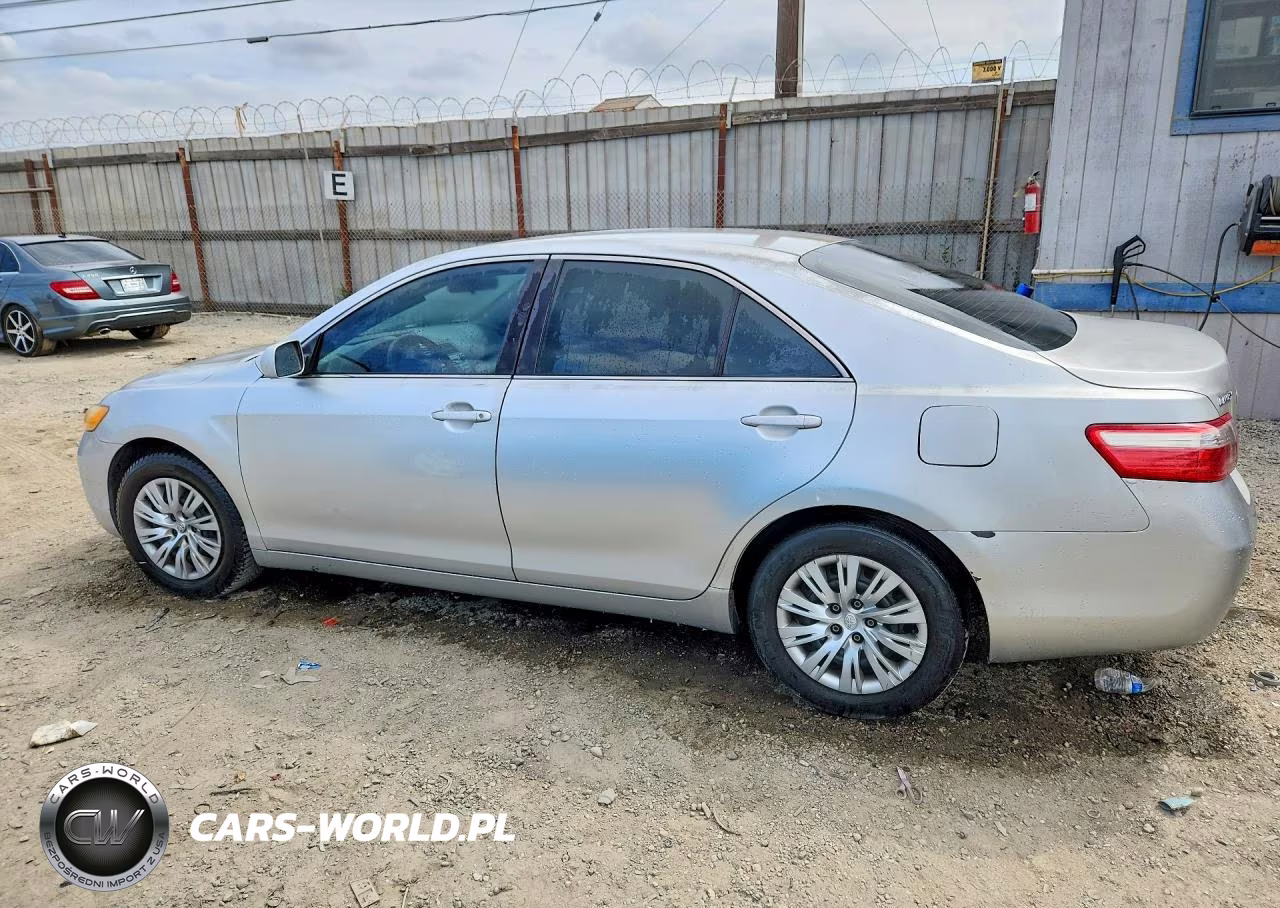 2007 Toyota Camry Le VIN:JTNBE46K573041075 - 2