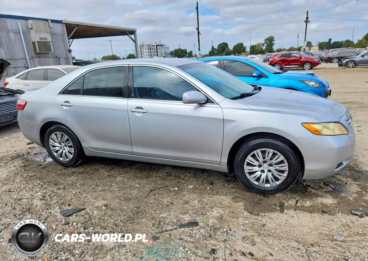 2007 Toyota Camry Le VIN:JTNBE46K573041075 - 4