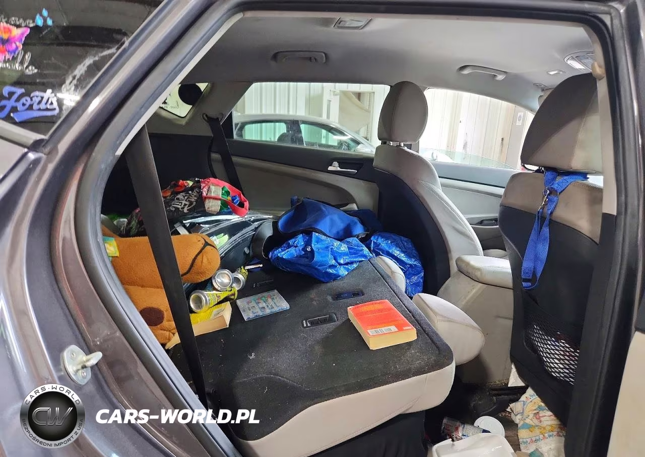 2021 Hyundai Tucson Value VIN:KM8J3CA41MU335146 - 11