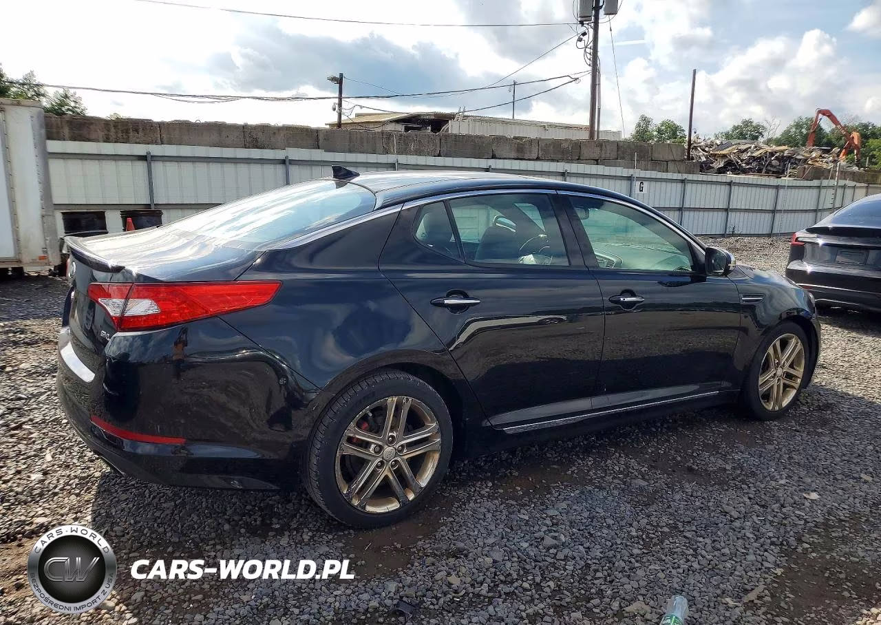 2013 Kia Optima Sx VIN:5XXGR4A67DG094235 - 3