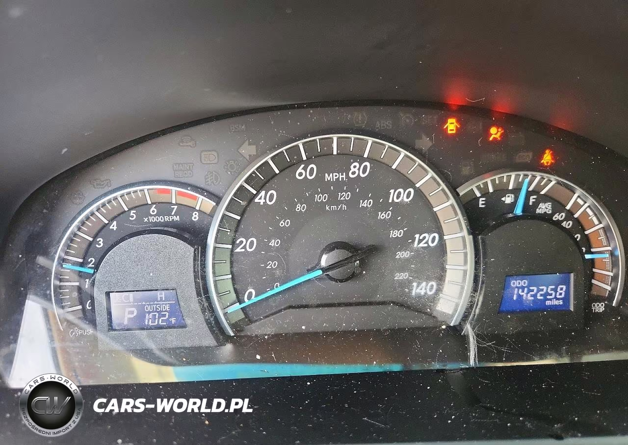 2014 Toyota Camry Se VIN:4T1BF1FK5EU823265 - 9