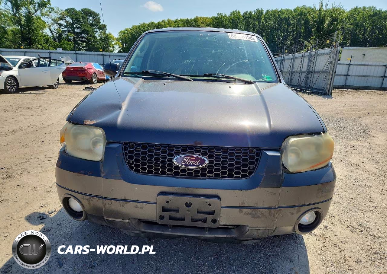 2007 Ford Escape Xlt VIN:1FMYU03177KA99003 - 5
