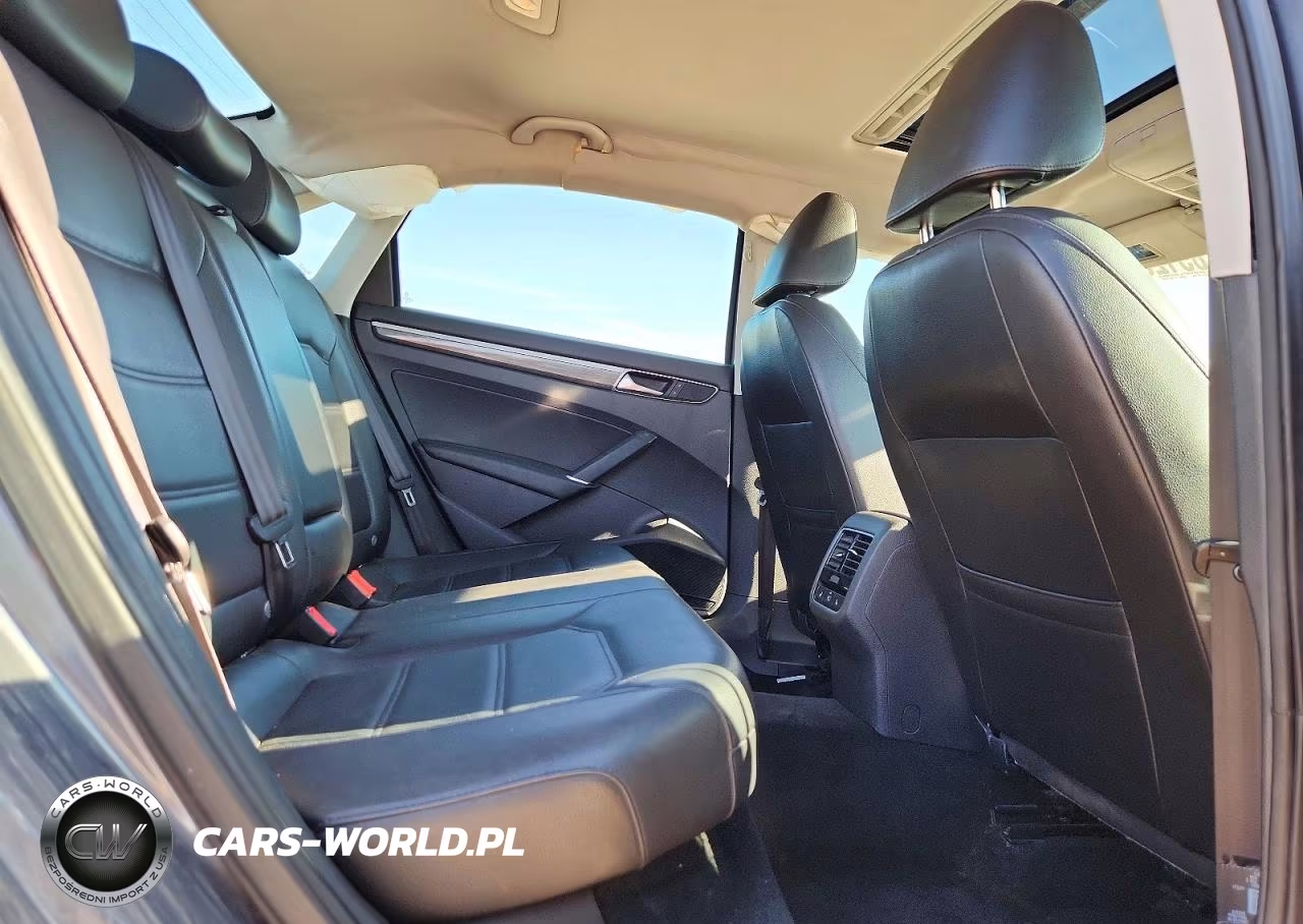 2017 Volkswagen Passat Se VIN:1VWGT7A34HC011842 - 10