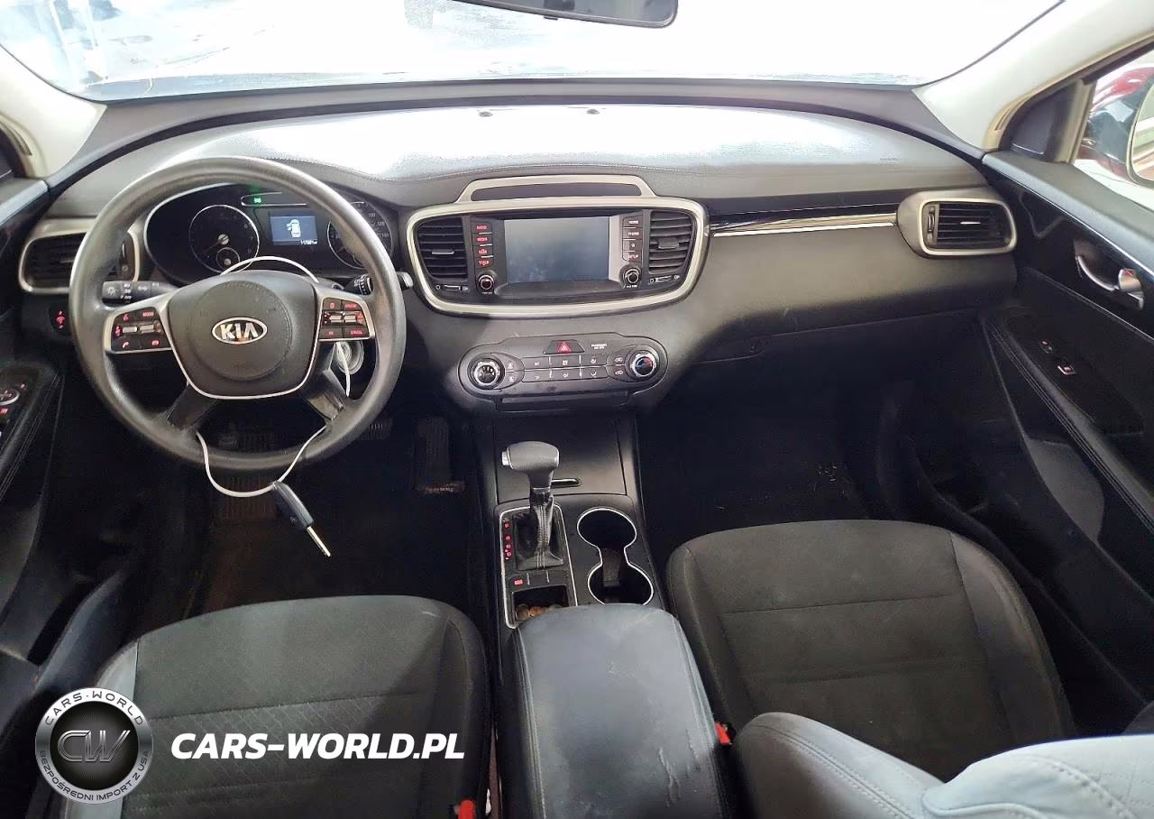 2020 Kia Sorento S VIN:5XYPG4A50LG612242 - 8