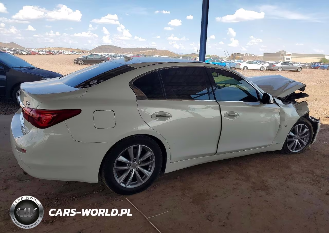 2014 Infiniti Q50 Base VIN:JN1BV7AP3EM670577 - 3