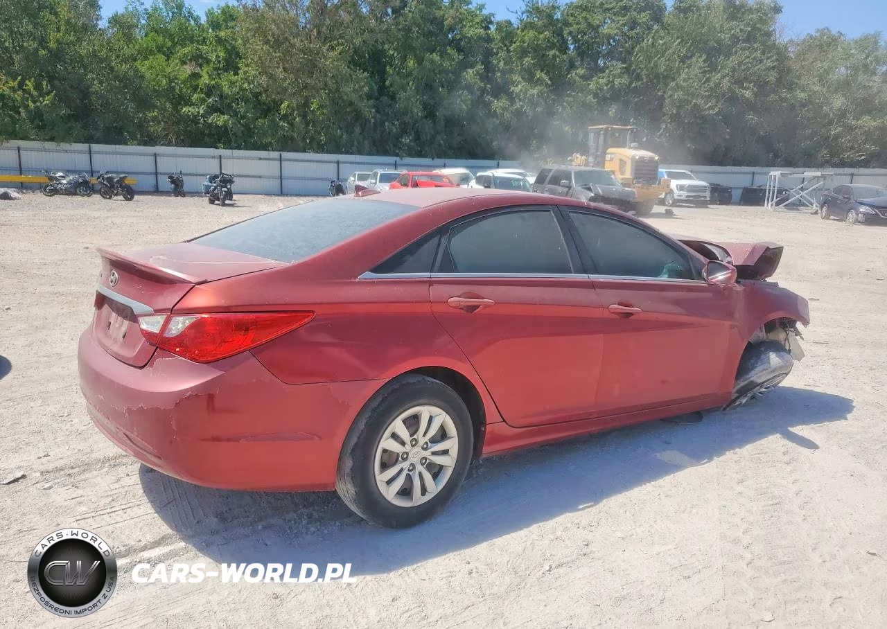 2012 Hyundai Sonata Gls VIN:5NPEB4AC7CH375911 - 3