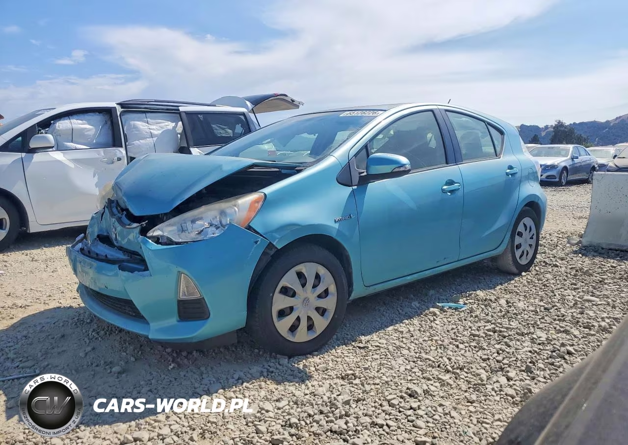 2013 Toyota Prius C Three