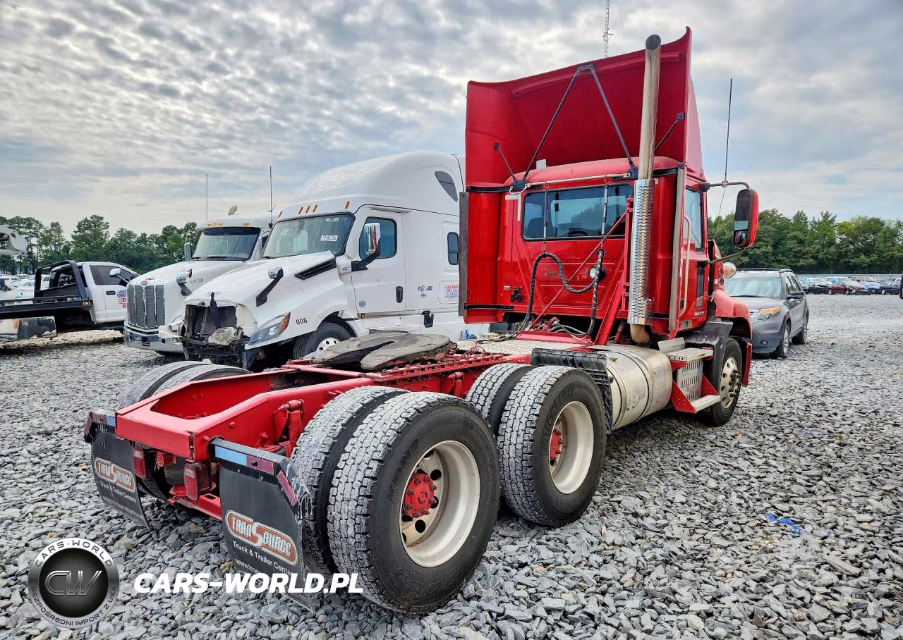 2015 Mack Pinnacle VIN:1M1AW02Y1FM051546 - 3
