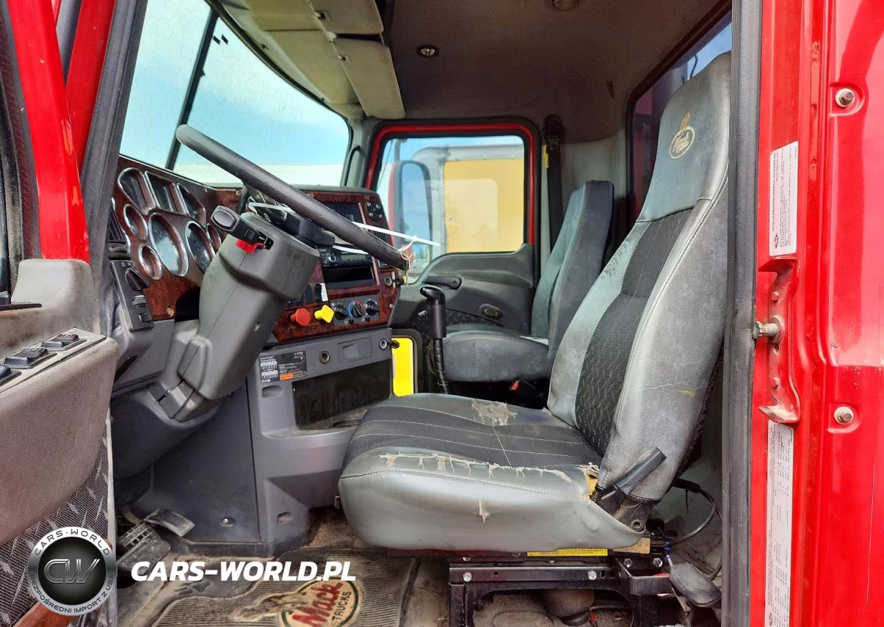 2015 Mack Pinnacle VIN:1M1AW02Y1FM051546 - 7