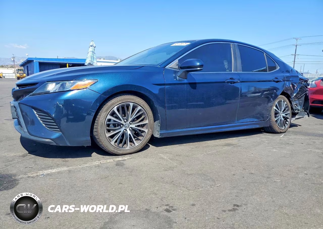 2018 Toyota Camry Se – zdjęcie 1 z 12