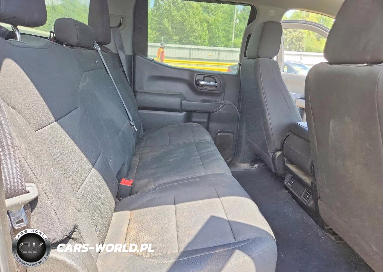 2020 Chevrolet Silverado K1500 Custom VIN:1GCPYBEH6LZ299947 - 10