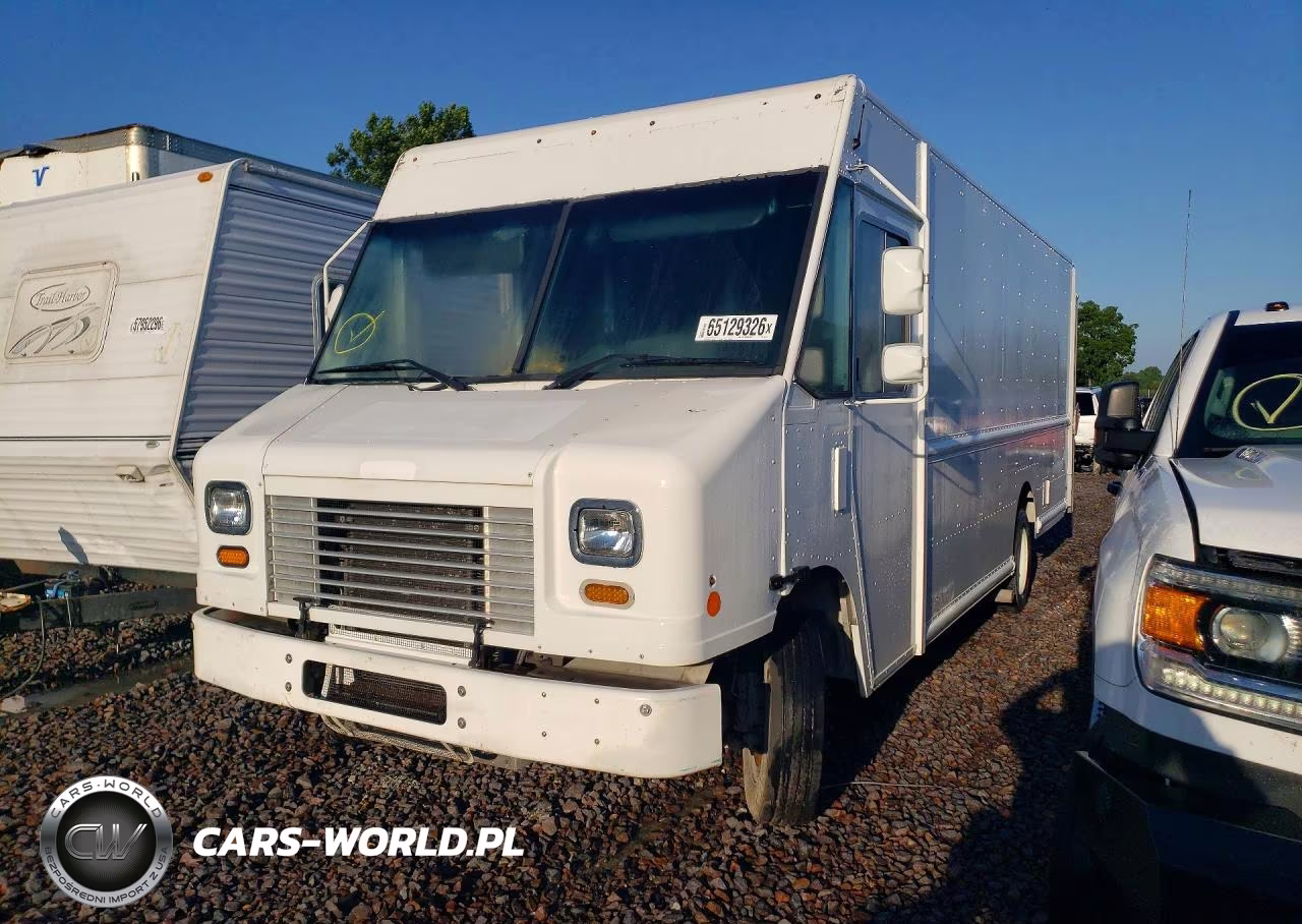 2016 Ford F59 Delivery Truck