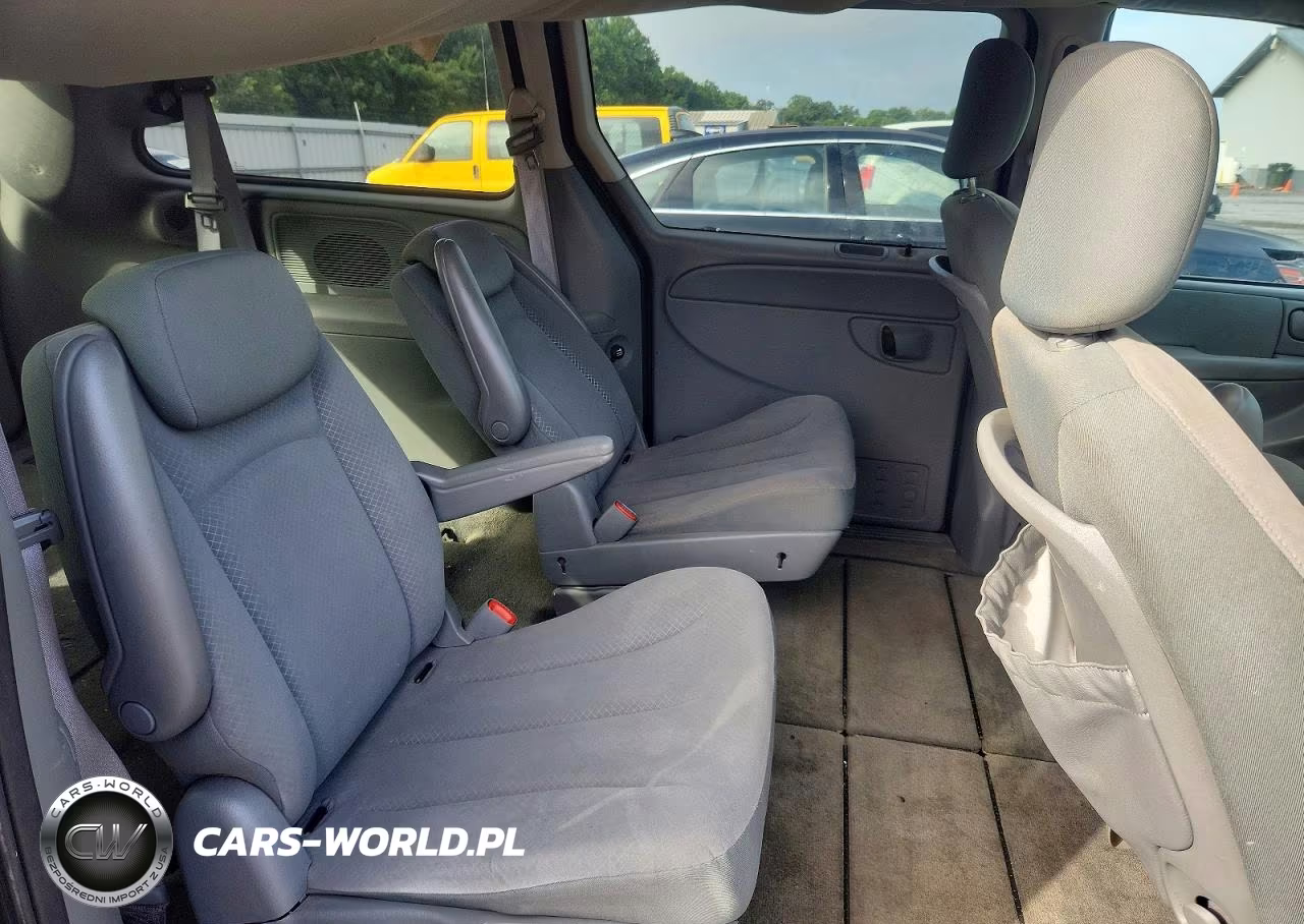 2007 Chrysler Town & Country Touring VIN:2A4GP54L87R350272 - 11