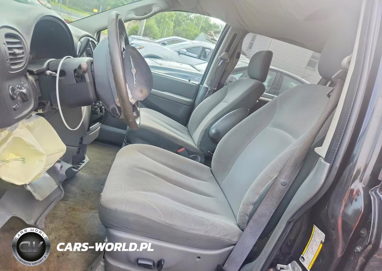 2007 Chrysler Town & Country Touring VIN:2A4GP54L87R350272 - 7