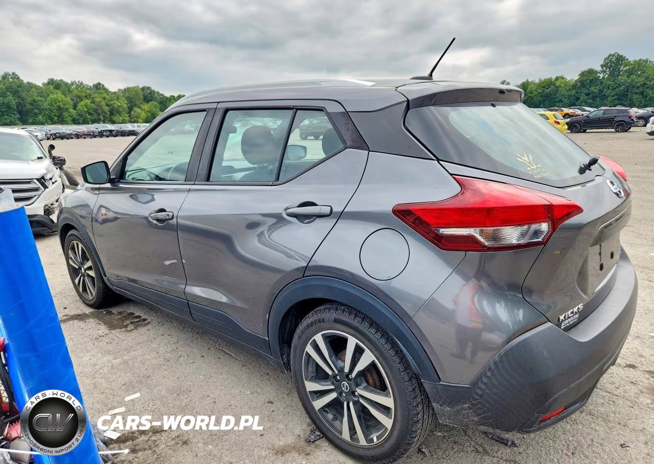 2019 Nissan Kicks Sv VIN:3N1CP5CU0KL546830 - 2